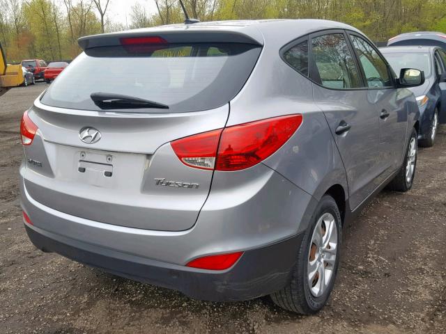 KM8JT3AB1BU227122 - 2011 HYUNDAI TUCSON GL GRAY photo 4