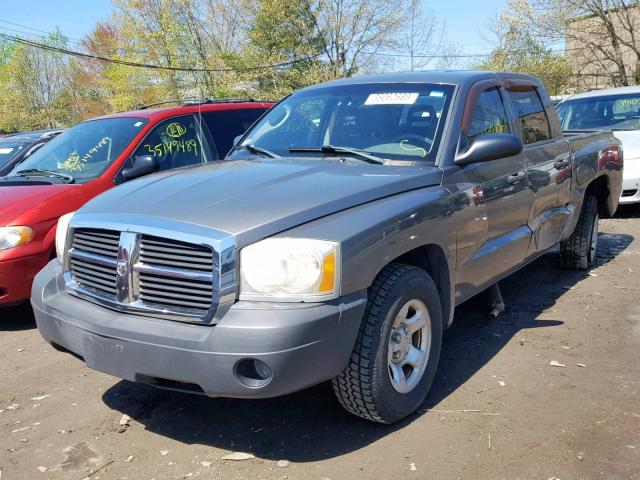 1D7HW28K35S136398 - 2005 DODGE DAKOTA QUA GRAY photo 2