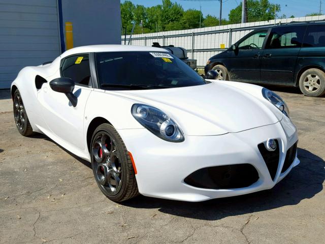 ZARBAAA47HM245045 - 2017 ALFA ROMEO 4C WHITE photo 1