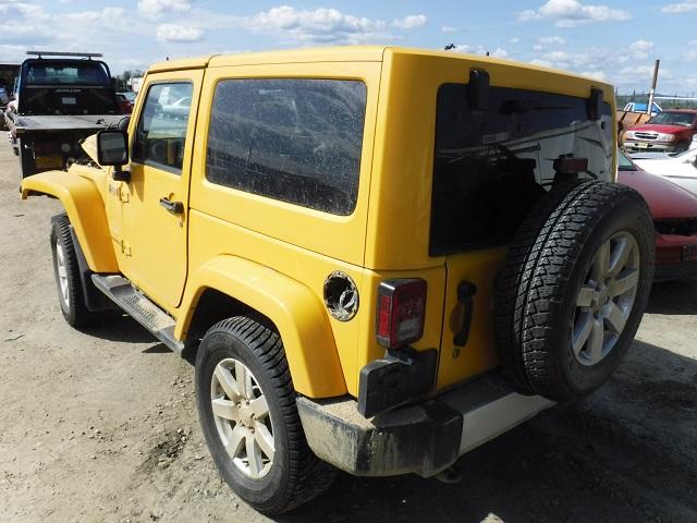 1C4AJWBG6FL586211 - 2015 JEEP WRANGLER S 黄色 照片 3