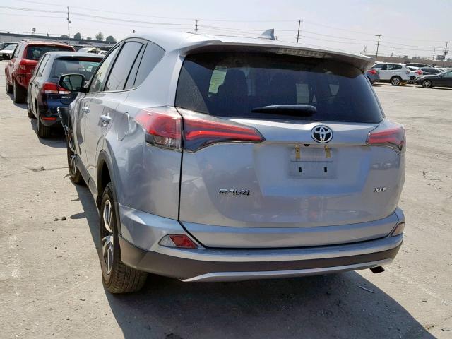 2T3WFREV1JW480032 - 2018 TOYOTA RAV4 ADVEN SILVER photo 3