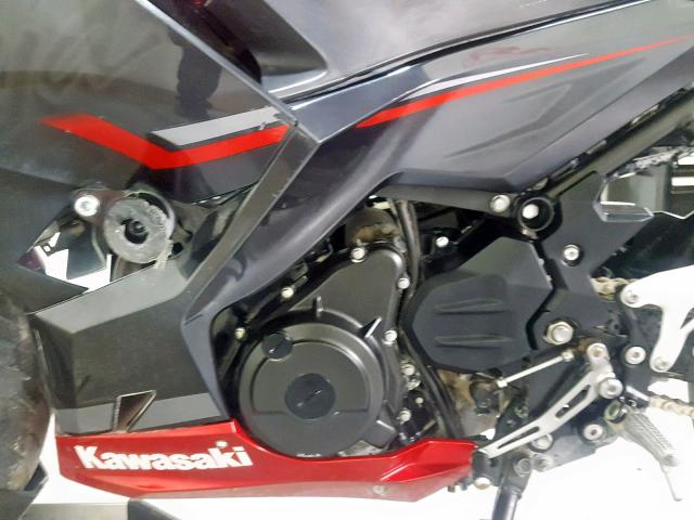 JKAEXKG17KDA29550 - 2019 KAWASAKI EX400 RED photo 12