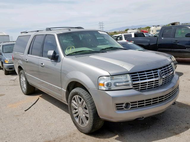 5LMFL27528LJ15815 - 2008 LINCOLN NAVIGATOR SILVER photo 1