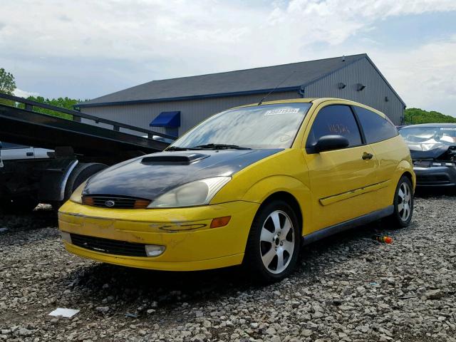 3FAFP31301R117469 - 2001 FORD FOCUS ZX3 YELLOW photo 2