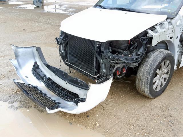 2C4RC1BG7ER434038 - 2014 CHRYSLER TOWN & COU WHITE photo 9