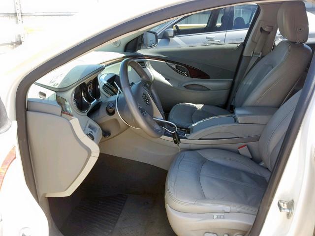 1G4GD5E32CF127445 - 2012 BUICK LACROSSE P WHITE photo 5