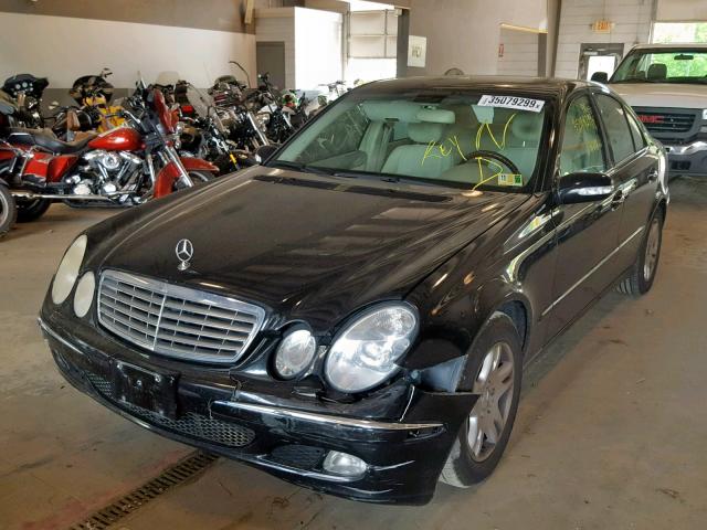 WDBUF65J63A119267 - 2003 MERCEDES-BENZ E 320 BLACK photo 2