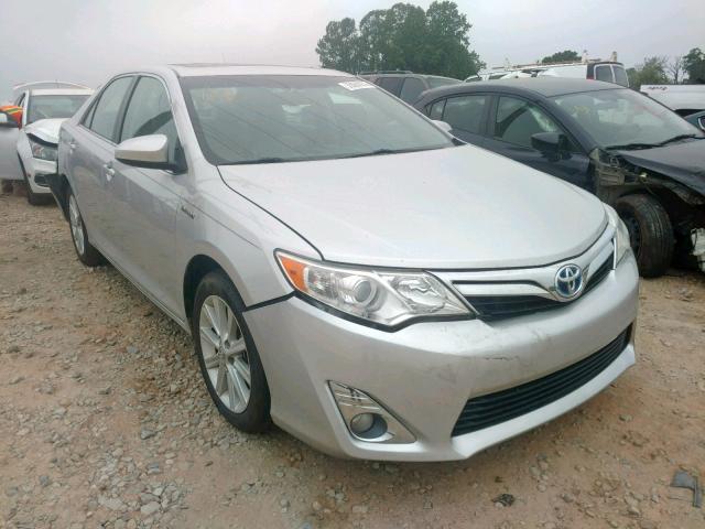 4T1BD1FK6EU102751 - 2014 TOYOTA CAMRY HYBR SILVER photo 1