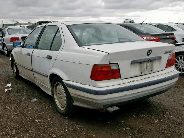 WBACB4318PFL08234 - 1993 BMW 325 I AUTO WHITE photo 3