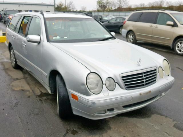 WDBJH65J71B286662 - 2001 MERCEDES-BENZ E 320 SILVER photo 1