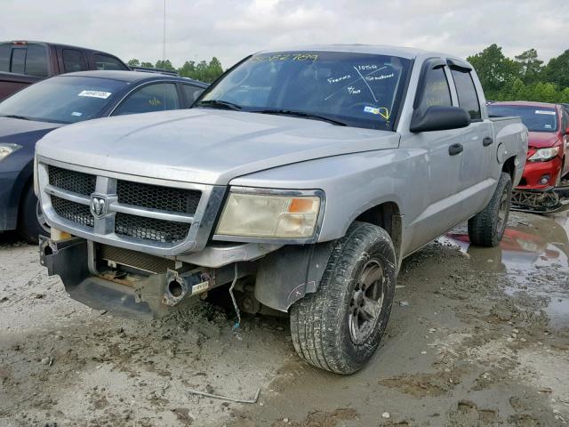 1D7HE48N18S515879 - 2008 DODGE DAKOTA QUA SILVER photo 2