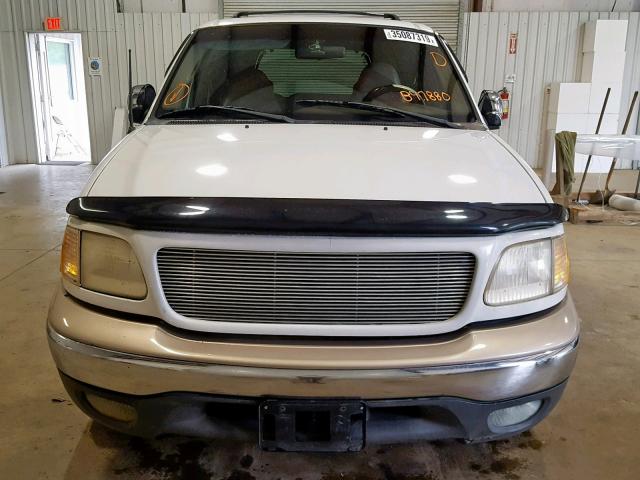 1FMRU17L2XLB47880 - 1999 FORD EXPEDITION WHITE photo 9