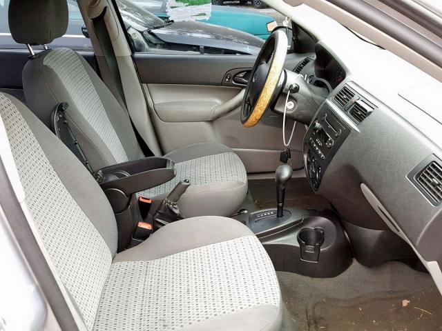 1FAFP34N86W131640 - 2006 FORD FOCUS ZX4 GRAY photo 5