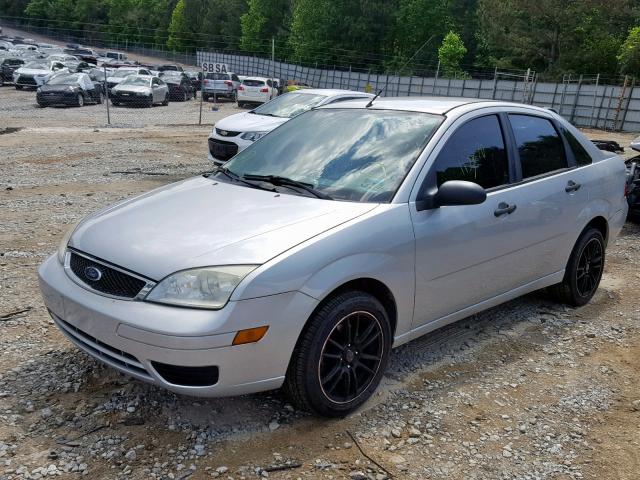 1FAFP34N87W172514 - 2007 FORD FOCUS ZX4 SILVER photo 2