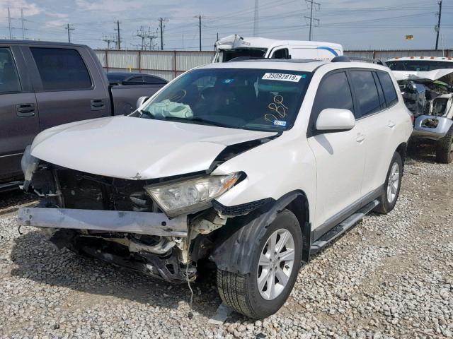 5TDZK3EH3CS088593 - 2012 TOYOTA HIGHLANDER WHITE photo 2