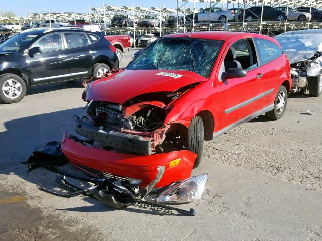 3FAFP3132YR246954 - 2000 FORD FOCUS ZX3 RED photo 2