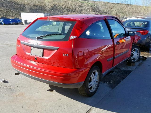 3FAFP3132YR246954 - 2000 FORD FOCUS ZX3 RED photo 4