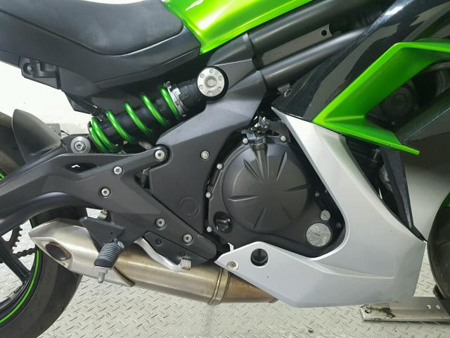 JKAEXEE14GDA21787 - 2016 KAWASAKI EX650 E GREEN photo 12