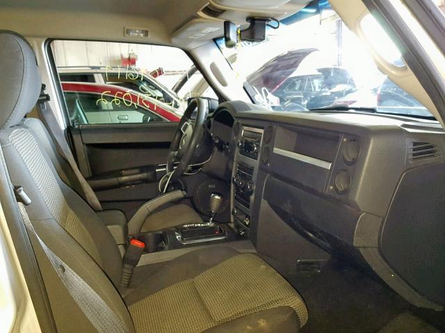 1J8HG48K88C188541 - 2008 JEEP COMMANDER 银色 照片 5