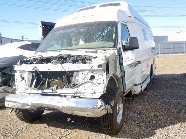 1FDSE34S53HA76418 - 2003 FORD ECONOLINE WHITE photo 2