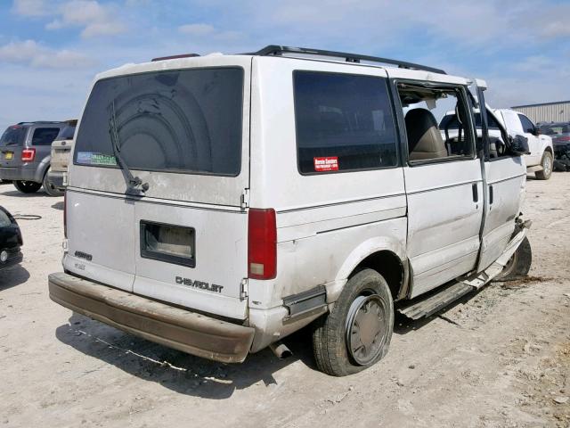 1GNDM19W71B109622 - 2001 CHEVROLET ASTRO WHITE photo 4