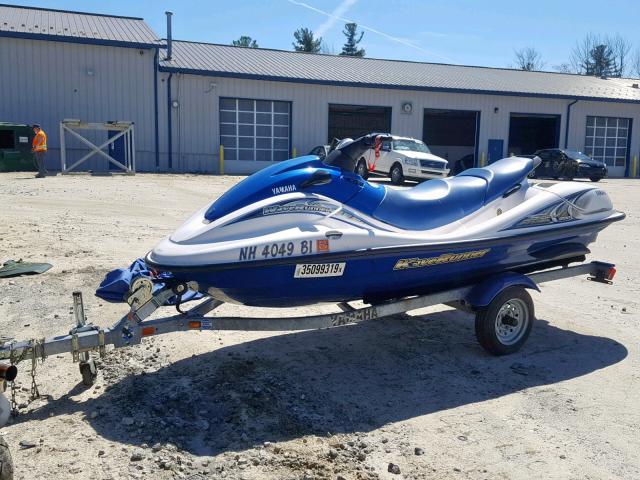 USYAMC9121G30 - 2004 YAMAHA WAVERUNNER WHITE photo 2