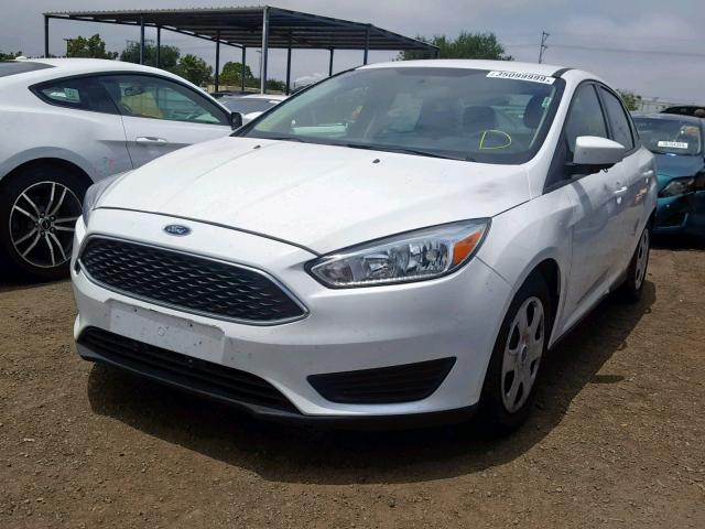 1FADP3E25FL358099 - 2015 FORD FOCUS S WHITE photo 2