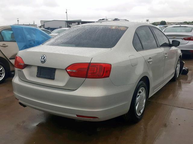 3VW2K7AJ2BM112704 - 2011 VOLKSWAGEN JETTA BASE 银色 照片 4