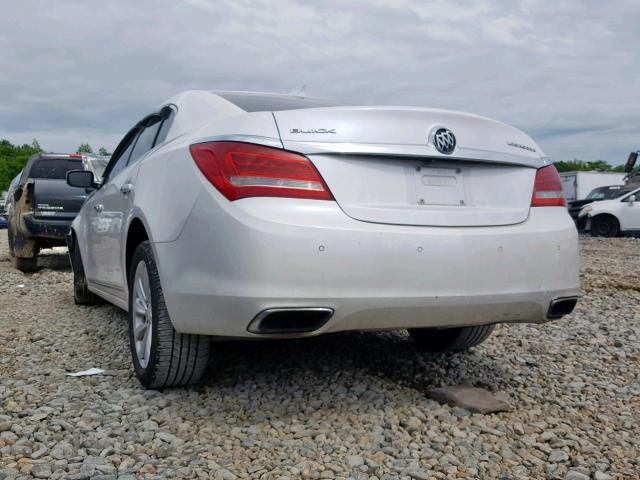 1G4GB5G30FF137415 - 2015 BUICK LACROSSE WHITE photo 3