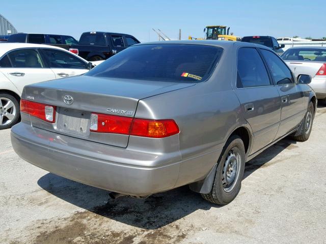 4T1BG22K3YU697808 - 2000 TOYOTA CAMRY CE BEIGE photo 4