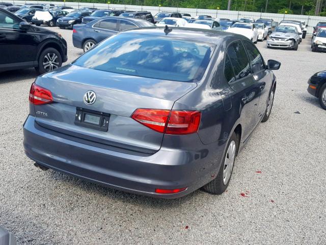 3VW2K7AJ3FM423855 - 2015 VOLKSWAGEN JETTA BASE GRAY photo 4