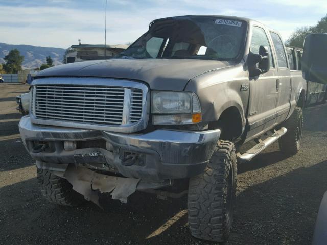 1FTSW31F22EB54260 - 2002 FORD F350 SRW S BEIGE photo 2