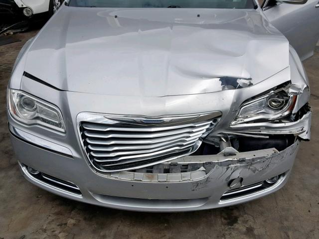 2C3CCACG5CH263463 - 2012 CHRYSLER 300 LIMITE SILVER photo 7