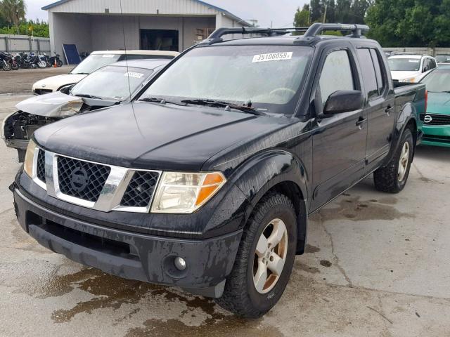 1N6AD07U97C419200 - 2007 NISSAN FRONTIER C BLACK photo 2