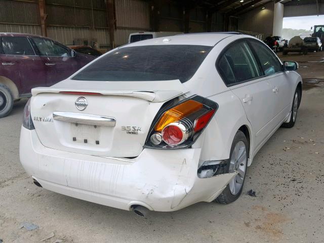 1N4BL2AP1BN482562 - 2011 NISSAN ALTIMA SR WHITE photo 4