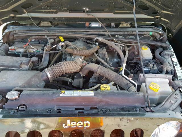 1J4GA2D11BL526689 - 2011 JEEP WRANGLER S GREEN photo 7