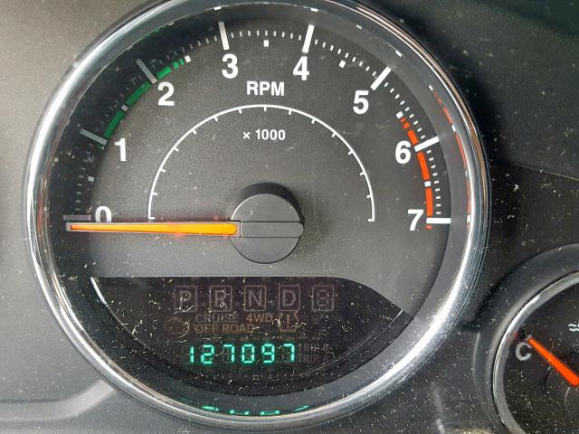 1J4GA2D11BL526689 - 2011 JEEP WRANGLER S GREEN photo 8