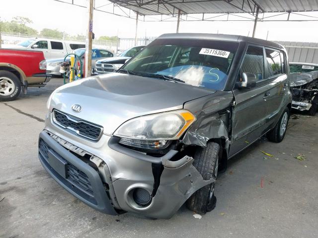 KNDJT2A52D7517301 - 2013 KIA SOUL  photo 2