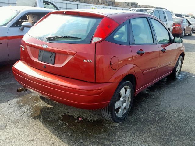 3FAFP37N75R130380 - 2005 FORD FOCUS ZX5 BURGUNDY photo 4