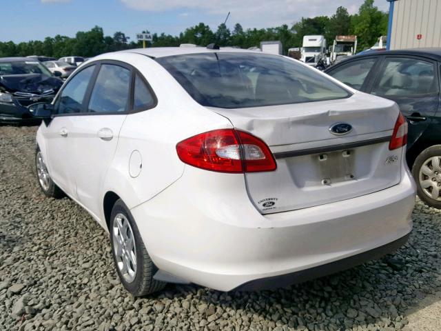 3FADP4AJ8CM149579 - 2012 FORD FIESTA S WHITE photo 3