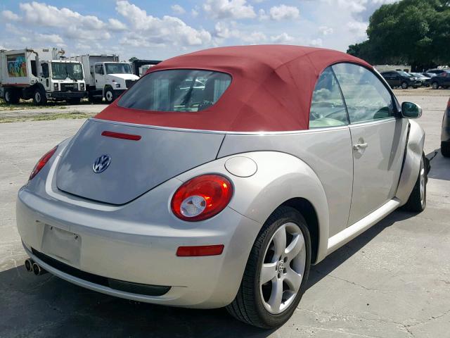 3VWSG31Y59M411458 - 2009 VOLKSWAGEN NEW BEETLE ვერცხლისფერი ფოტო 4