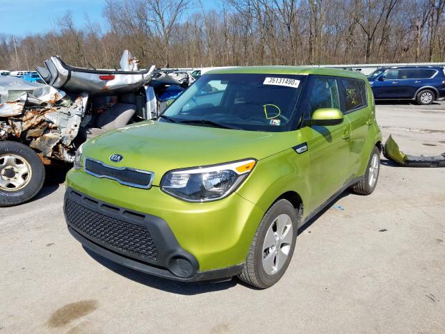 KNDJN2A29G7819608 - 2016 KIA SOUL  photo 2