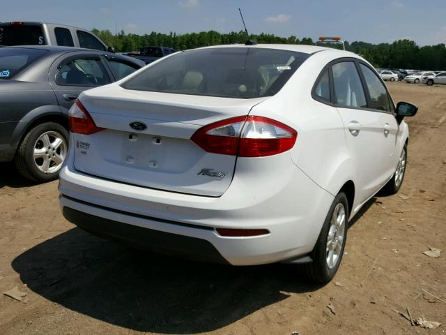 3FADP4BJ1FM161317 - 2015 FORD FIESTA SE WHITE photo 4