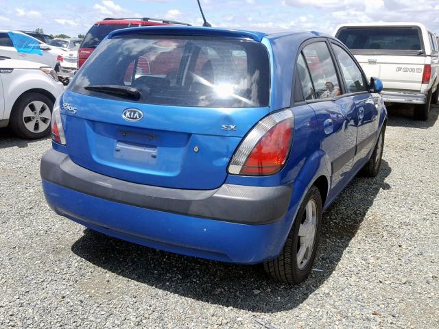 KNADE163766183071 - 2006 KIA RIO 5 BLUE photo 4