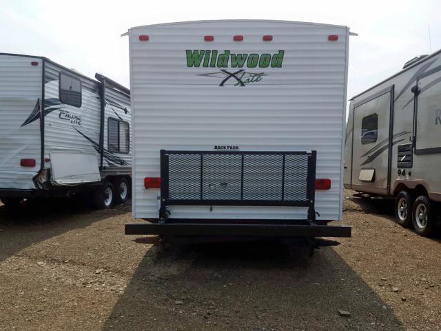 4X4TWDD21BR340474 - 2011 WILD TRAILER WHITE photo 8