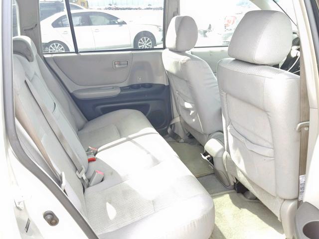 JTEGD21A450121672 - 2005 TOYOTA HIGHLANDER SILVER photo 6