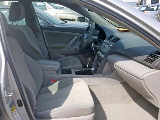 4T1BK46K99U590610 - 2009 TOYOTA CAMRY SE SILVER photo 5