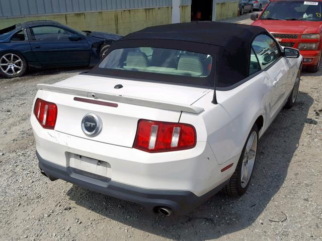 1ZVBP8FF1B5141161 - 2011 FORD MUSTANG GT WHITE photo 4