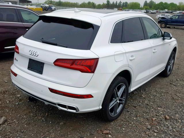 WA1A4AFY6J2245333 - 2018 AUDI SQ5 PREMIU WHITE photo 4