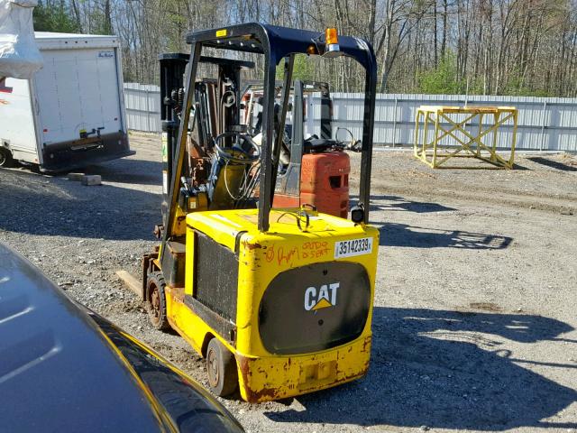 A3EC130338 - 1990 CATE FORKLIFT YELLOW photo 3